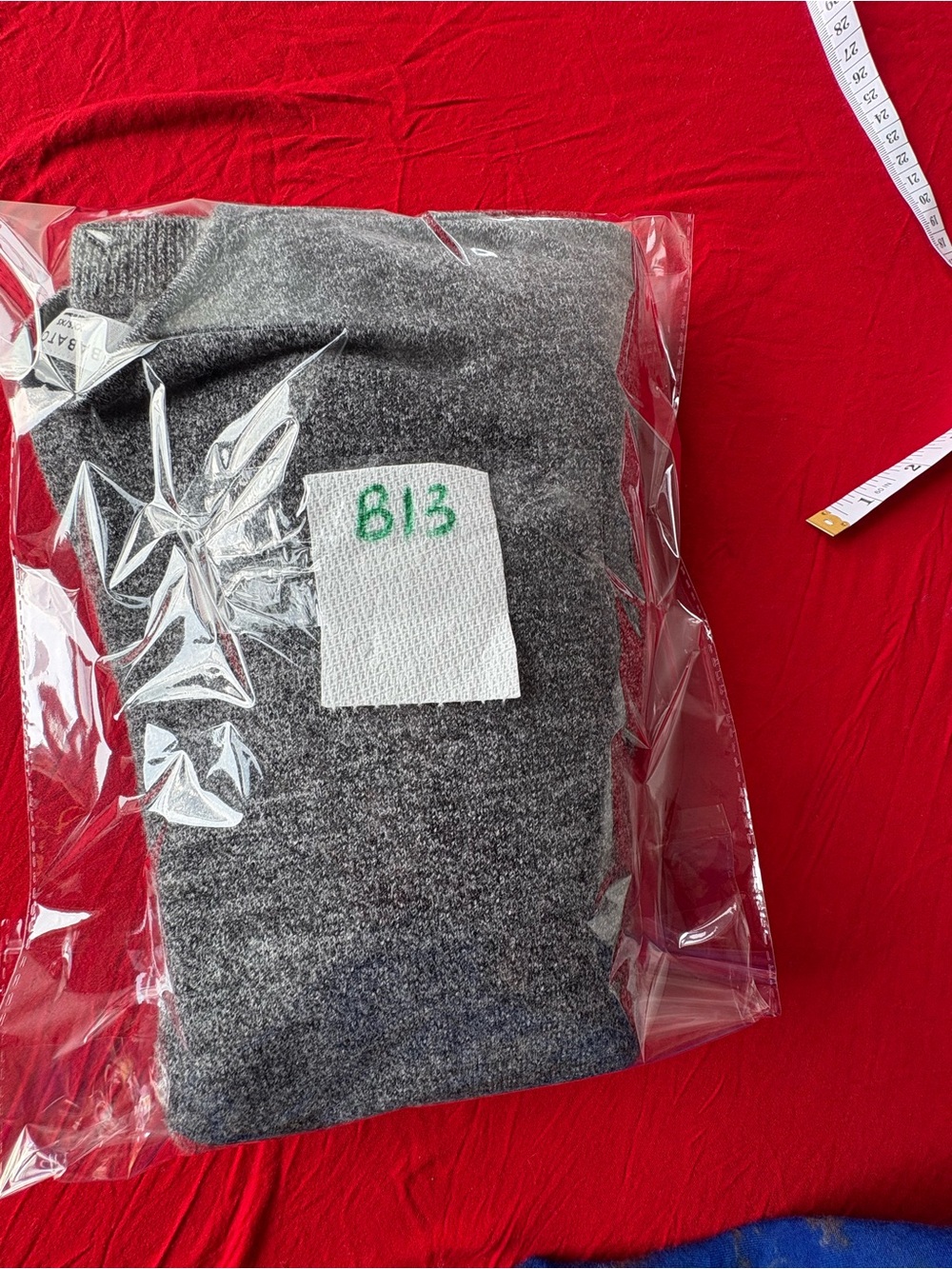 Aritzia Babaton Baylor Sweater V-Neck Relaxed Knit front welt pockets grey - Picture 11 of 11